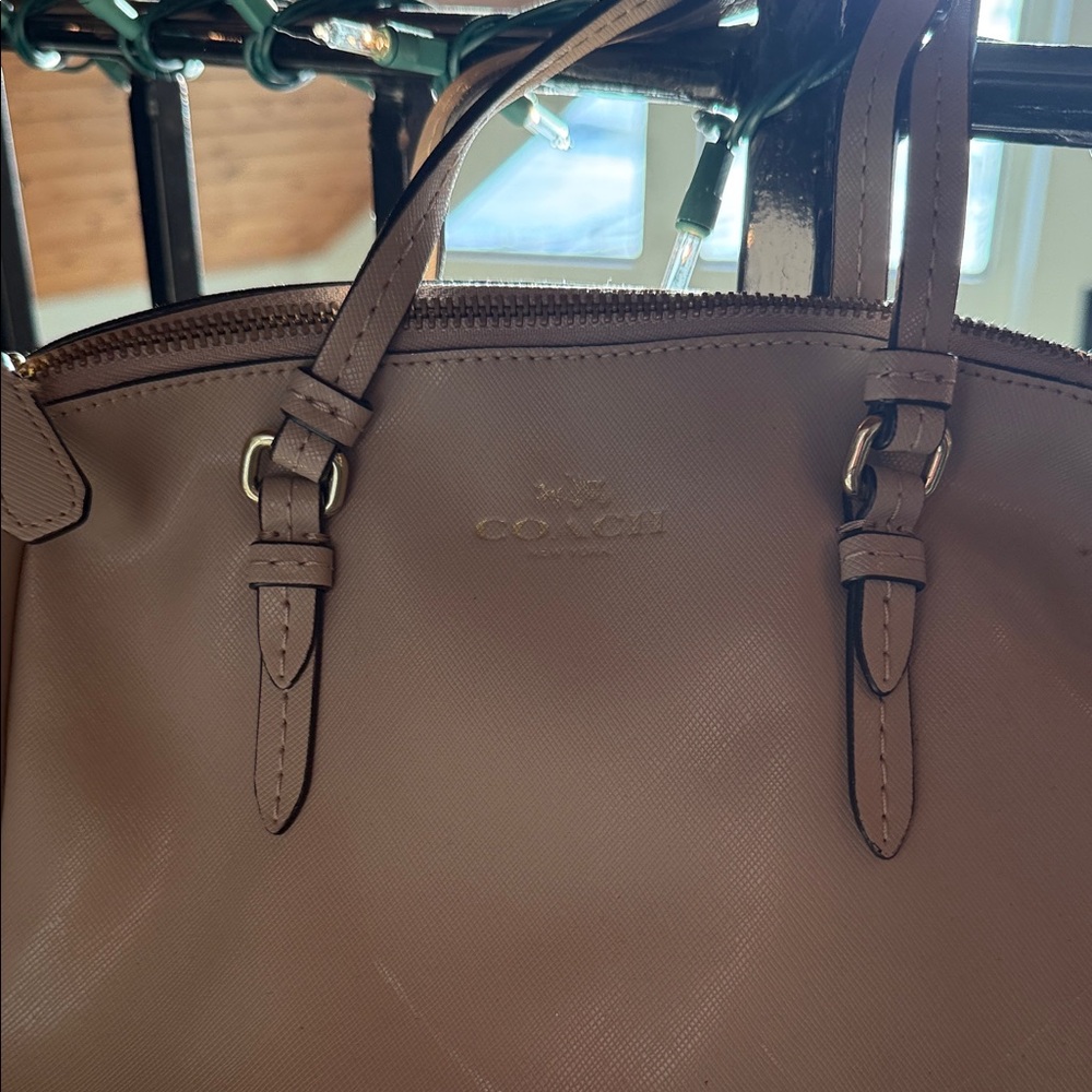Elegant Brown Leather Bag